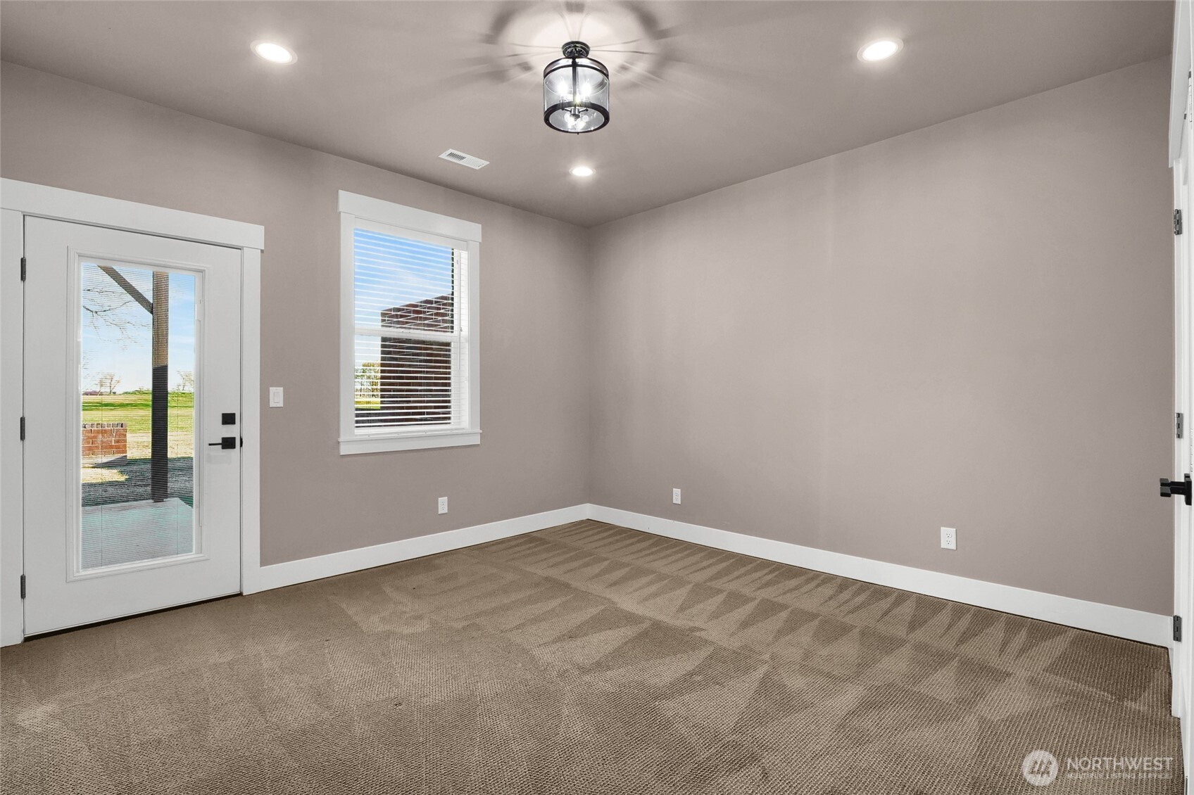 1315 NE Nanto Road #A&B, Moses Lake, WA 98837