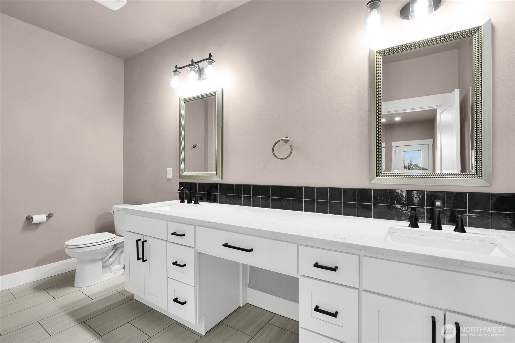 1315 NE Nanto Road #A&B, Moses Lake, WA 98837