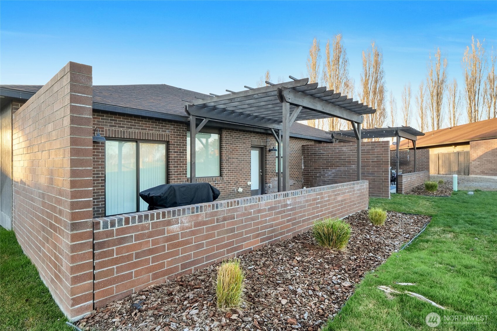 1233 NE Nanto Road #A&B, Moses Lake, WA 98837