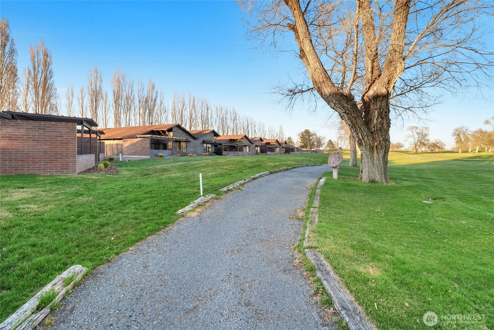 1233 NE Nanto Road #A&B, Moses Lake, WA 98837