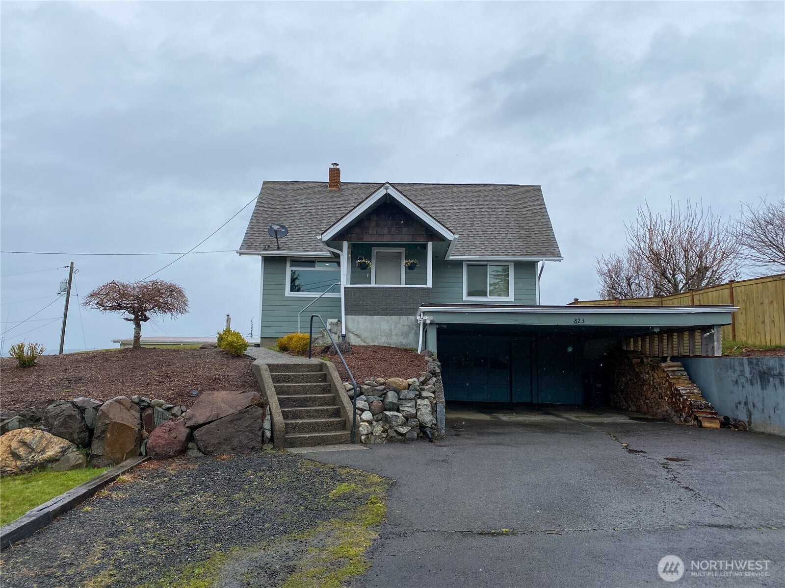 823 Broadway Avenue , South Bend, WA 98586