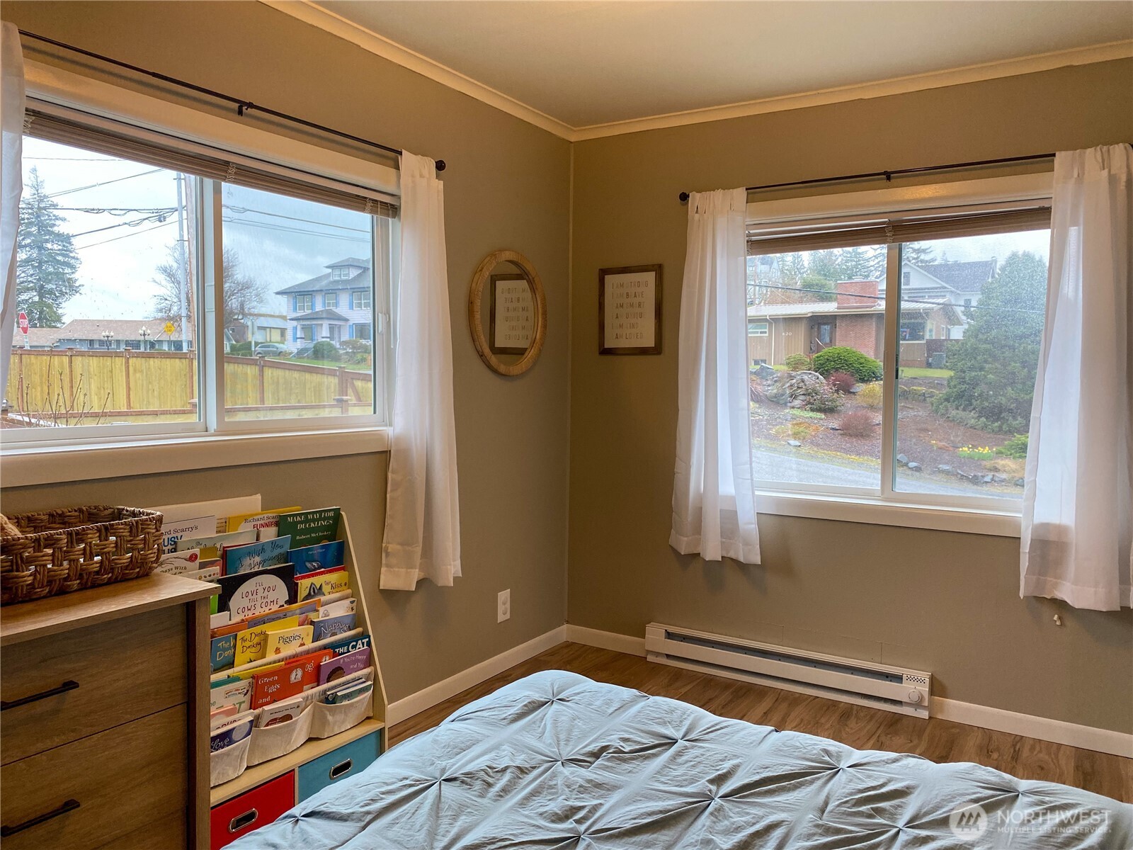 823 Broadway Avenue , South Bend, WA 98586