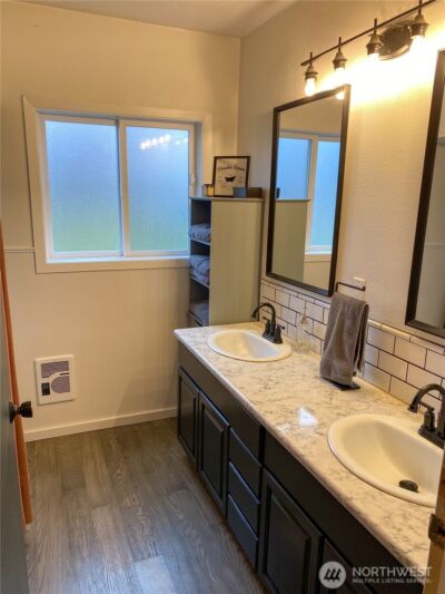 823 Broadway Avenue , South Bend, WA 98586 - Photo 22