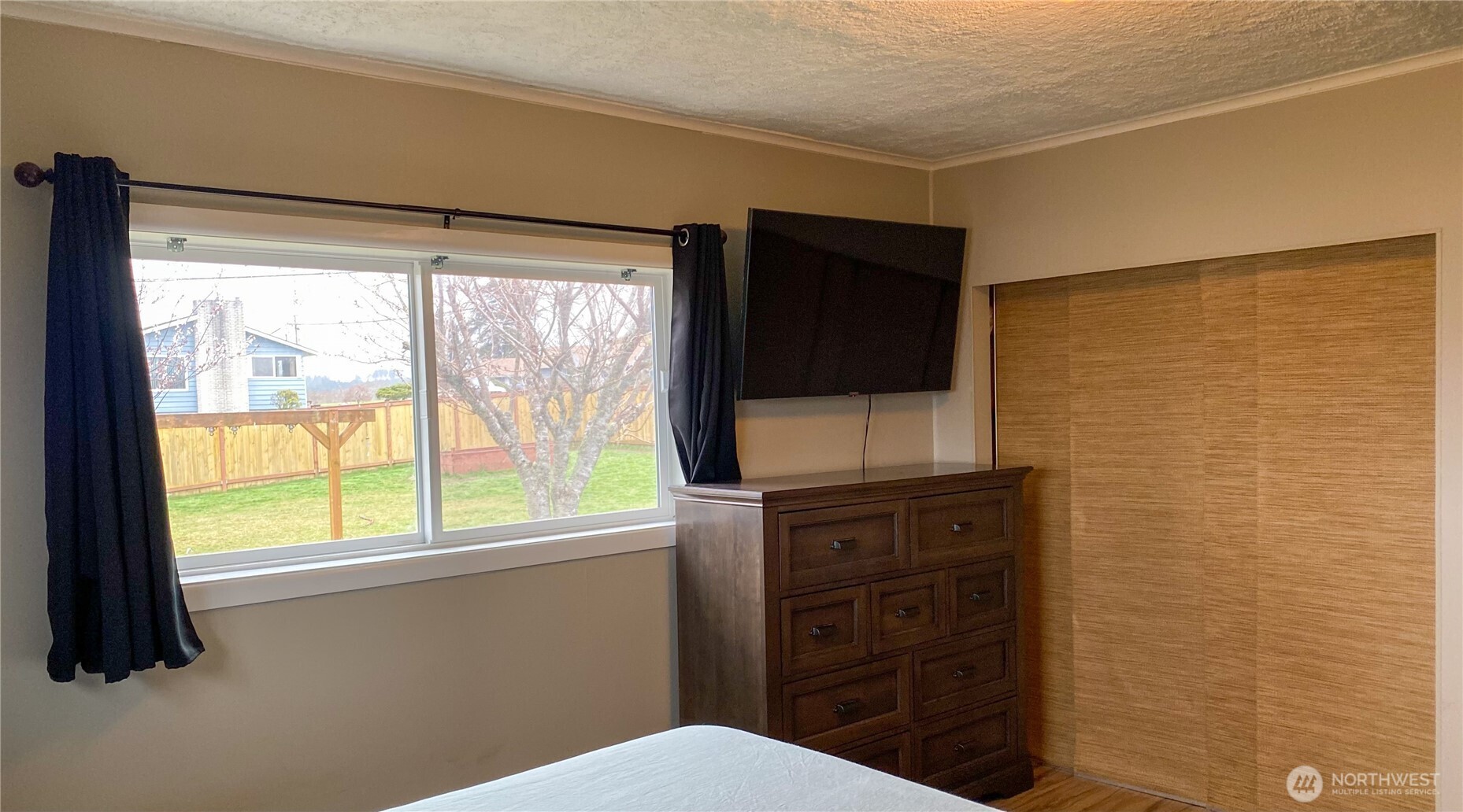 823 Broadway Avenue , South Bend, WA 98586