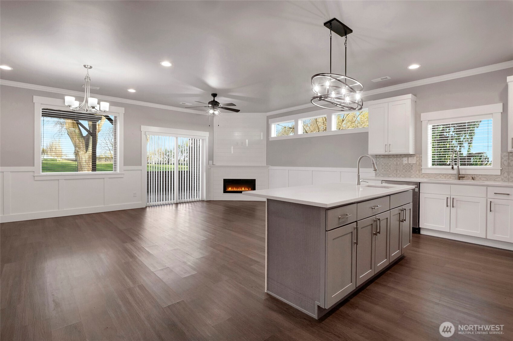 1213 NE Nanto Road #A&B, Moses Lake, WA 98837