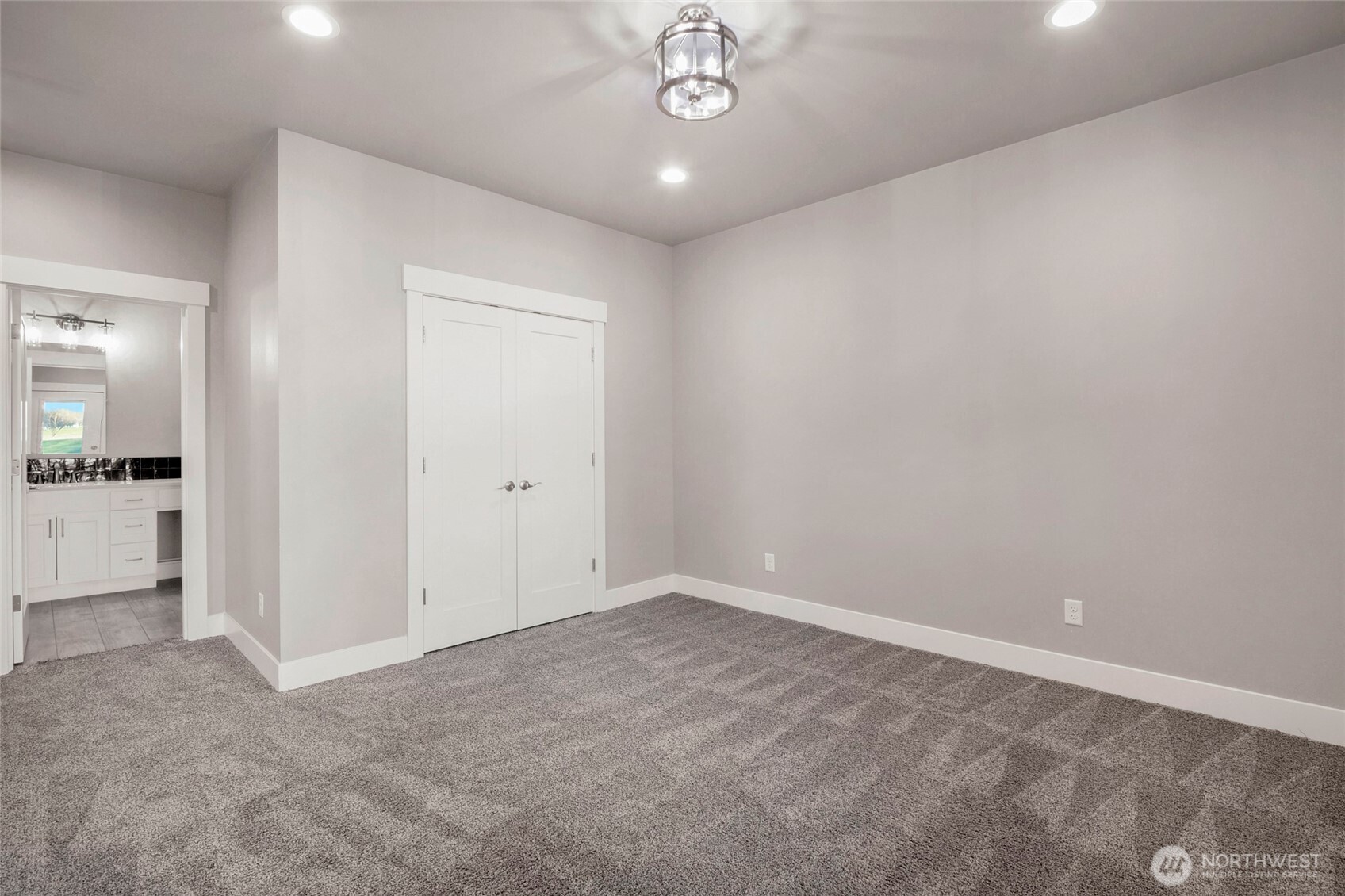 1213 NE Nanto Road #A&B, Moses Lake, WA 98837