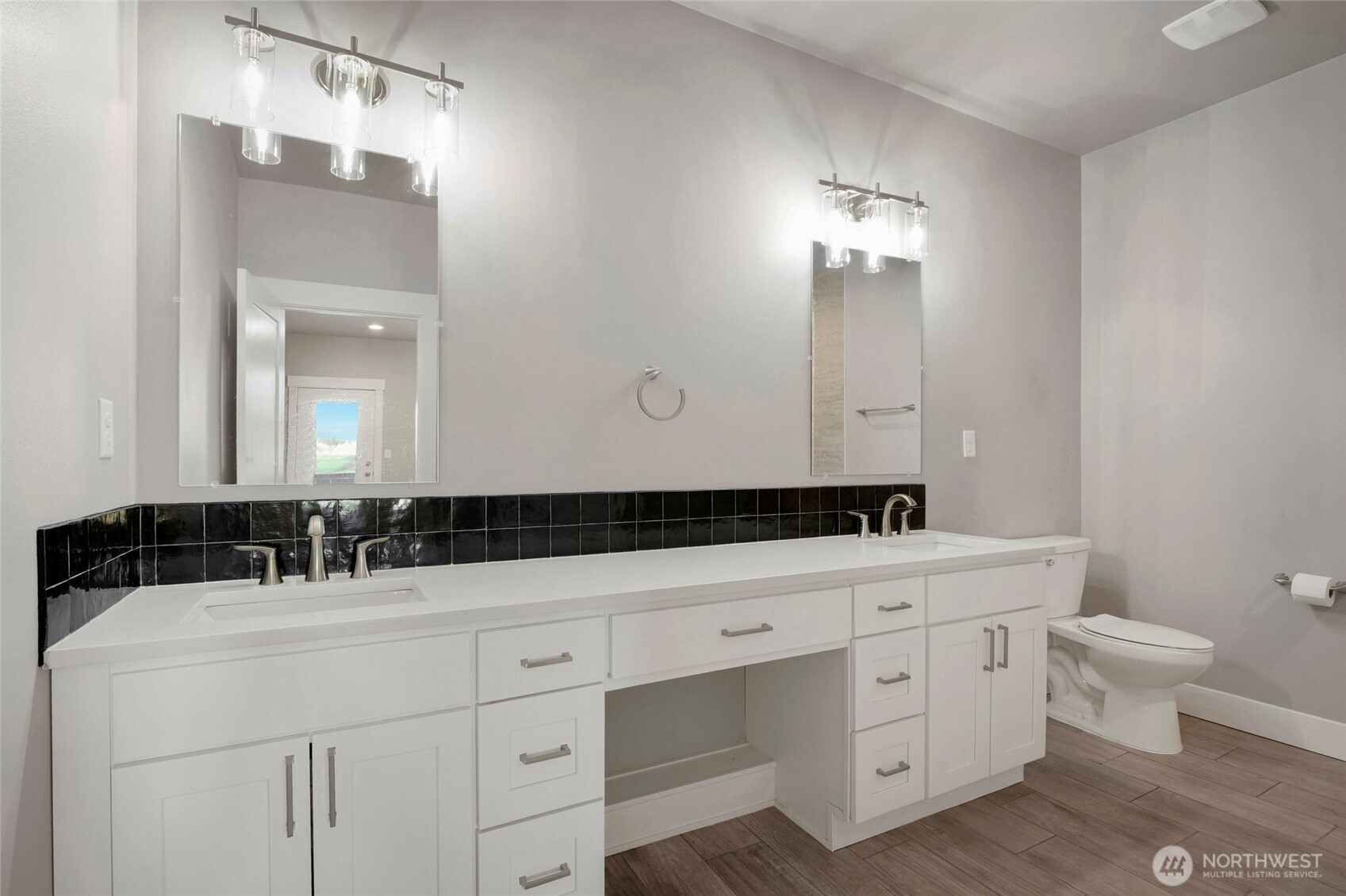 1213 NE Nanto Road #A&B, Moses Lake, WA 98837