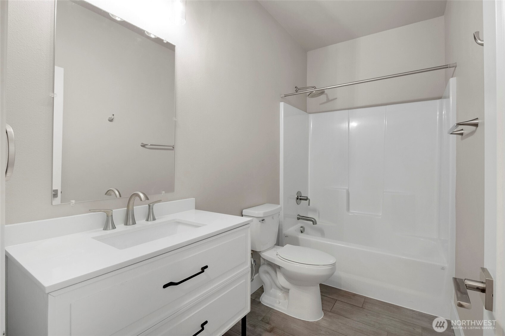 1213 NE Nanto Road #A&B, Moses Lake, WA 98837