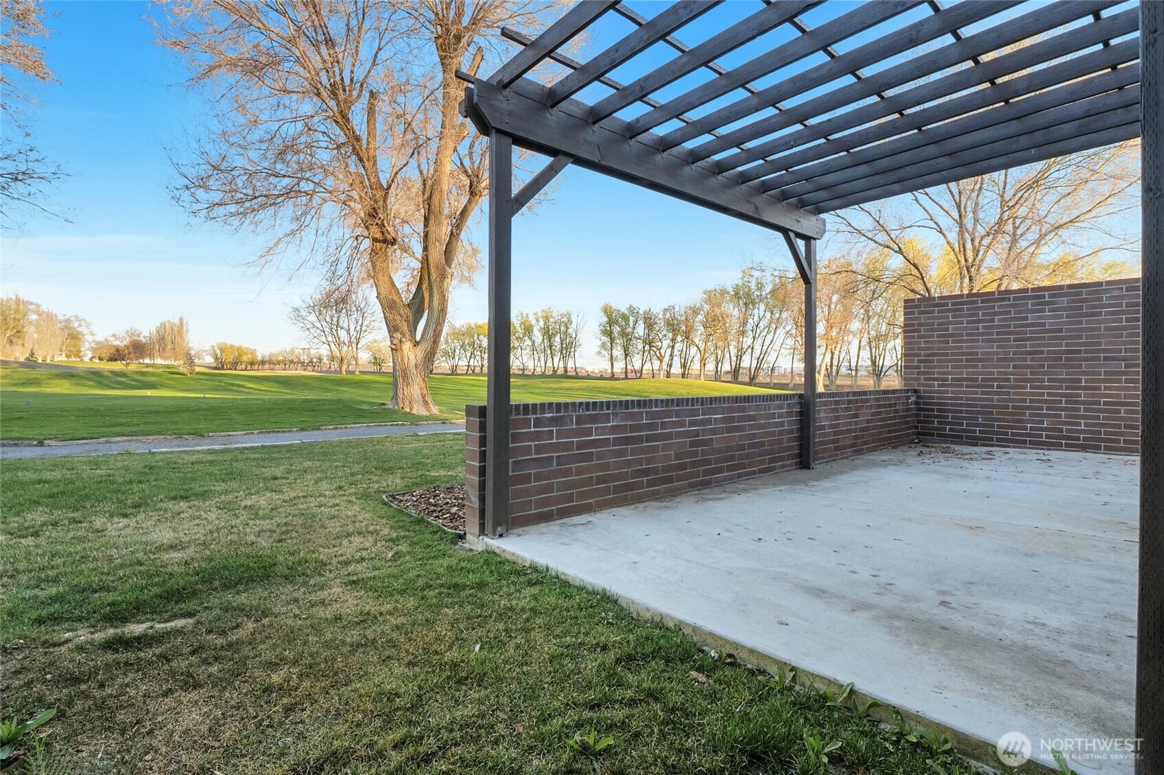 1213 NE Nanto Road #A&B, Moses Lake, WA 98837