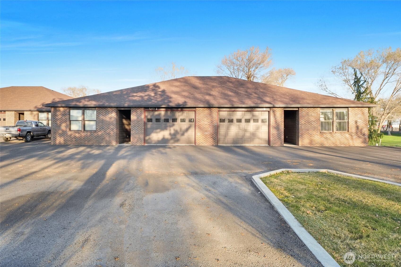 1213 NE Nanto Road #A&B, Moses Lake, WA 98837