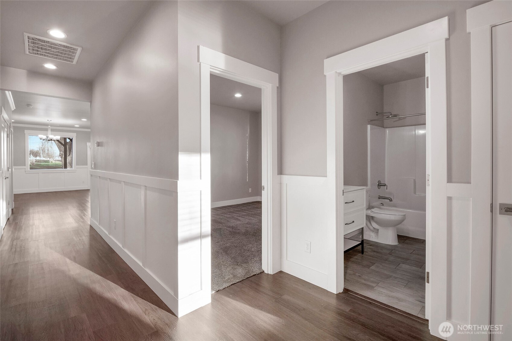 1213 NE Nanto Road #A&B, Moses Lake, WA 98837