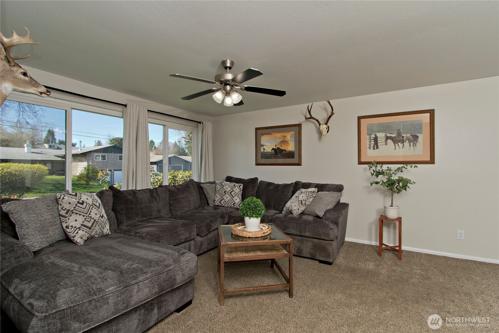 1867 Clovercrest Street , Enumclaw, WA 98022