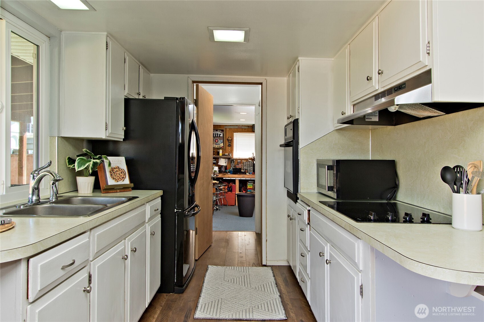 1867 Clovercrest Street , Enumclaw, WA 98022