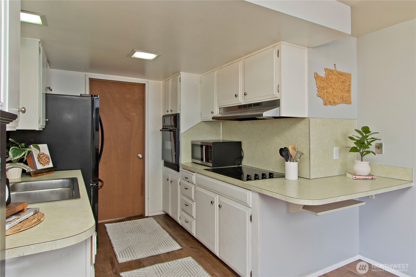 1867 Clovercrest Street , Enumclaw, WA 98022