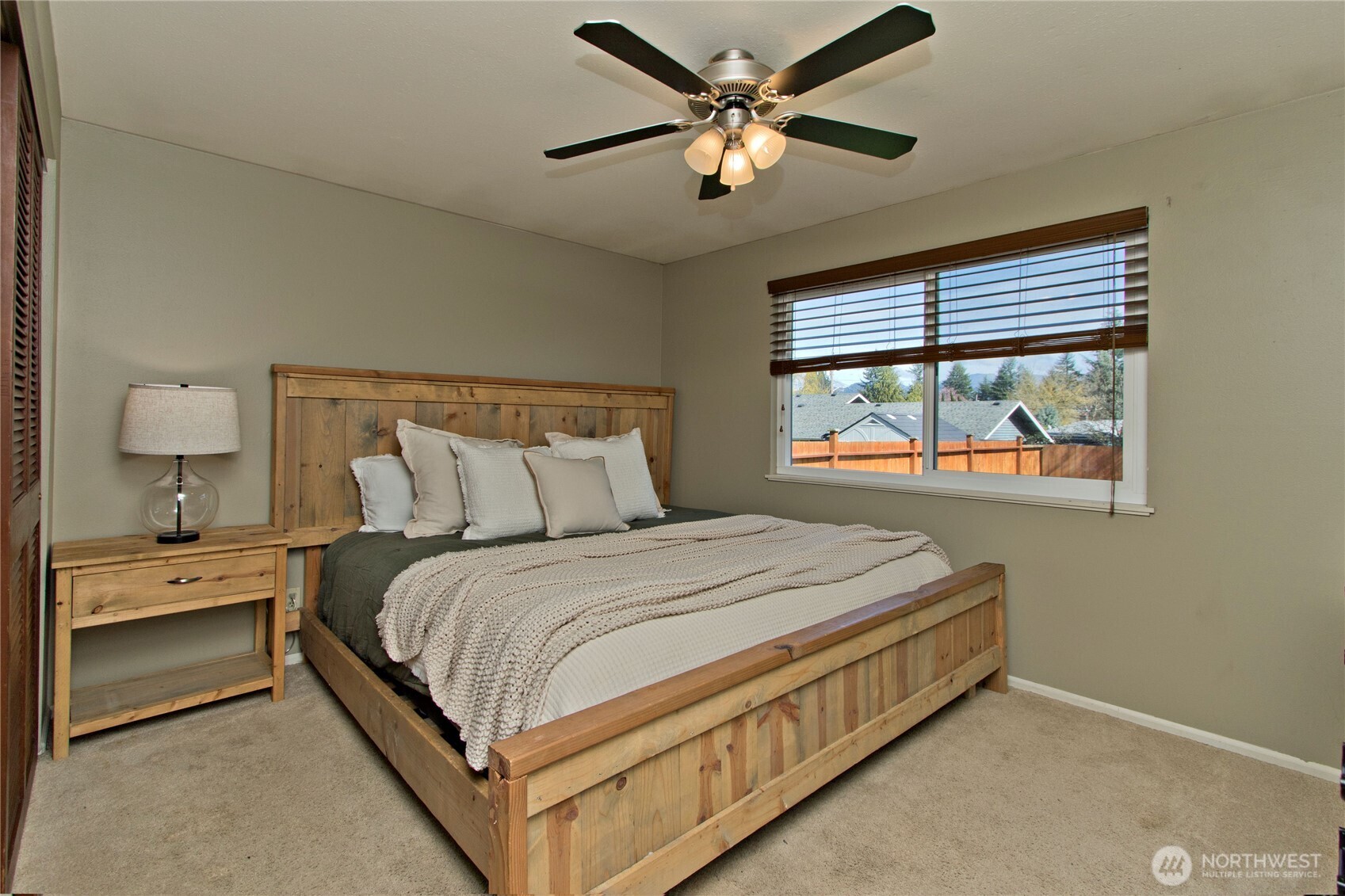 1867 Clovercrest Street , Enumclaw, WA 98022
