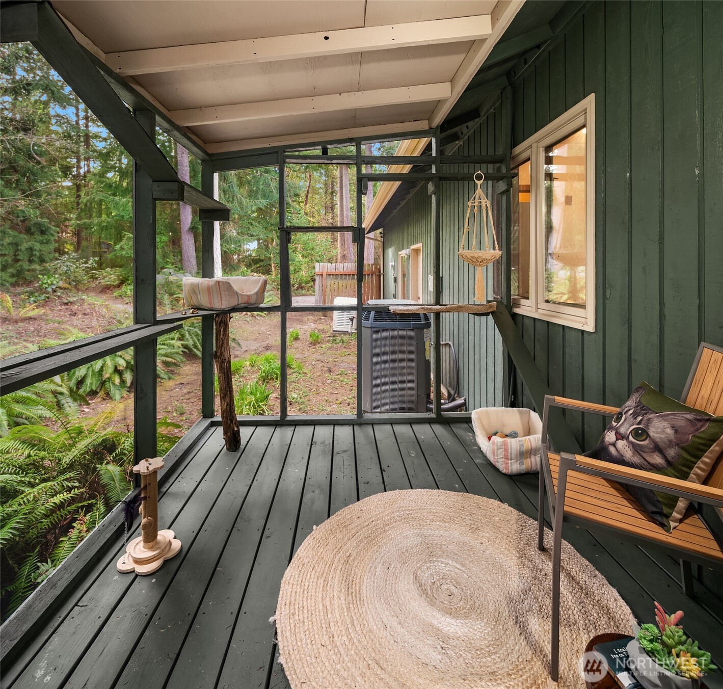 28302 97th Avenue SW, Vashon, WA 98070-0000