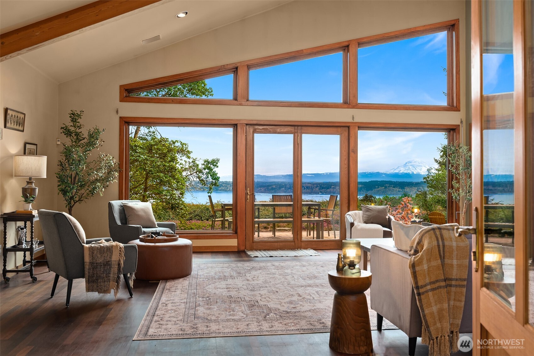 28302 97th Avenue SW, Vashon, WA 98070-0000