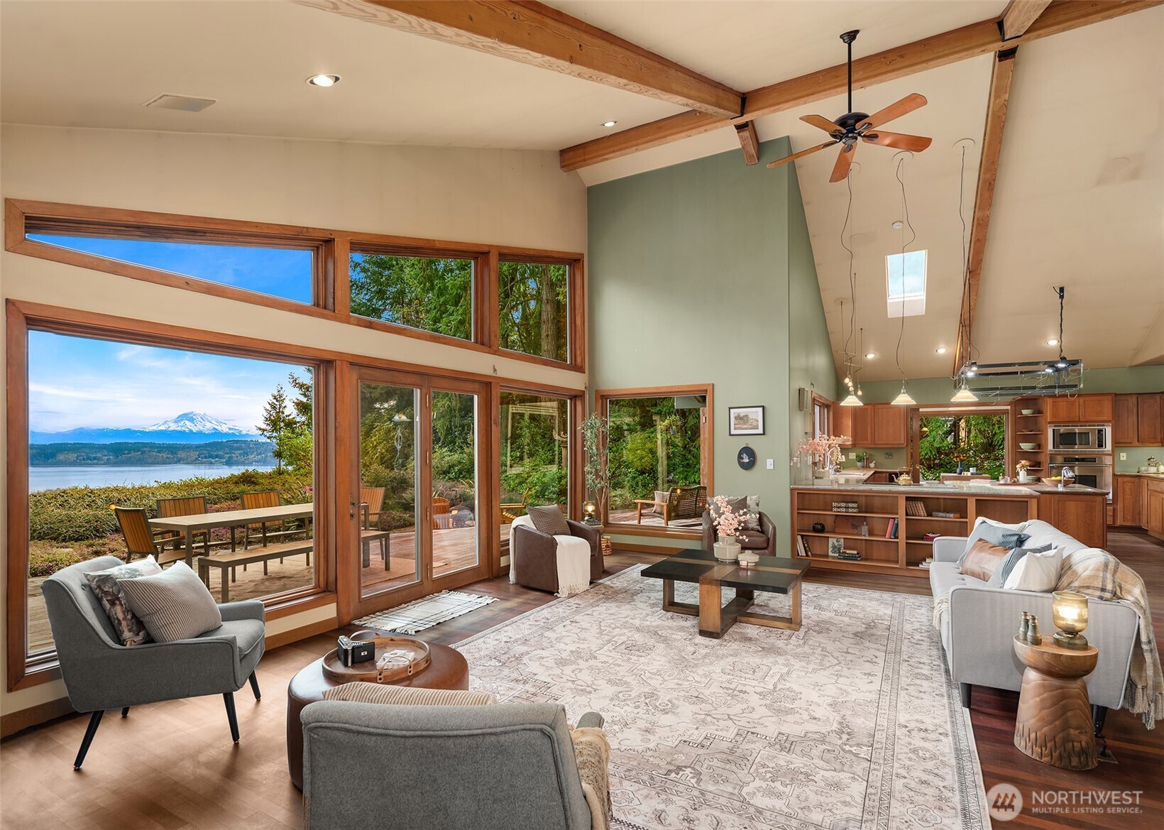 28302 97th Avenue SW, Vashon, WA 98070-0000