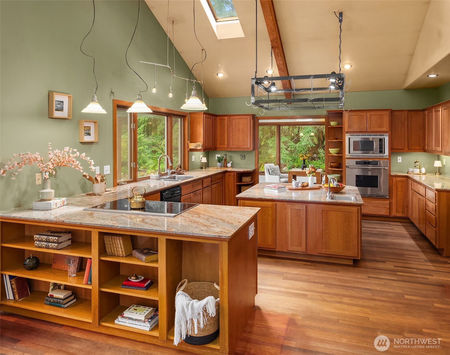 28302 97th Avenue SW, Vashon, WA 98070-0000