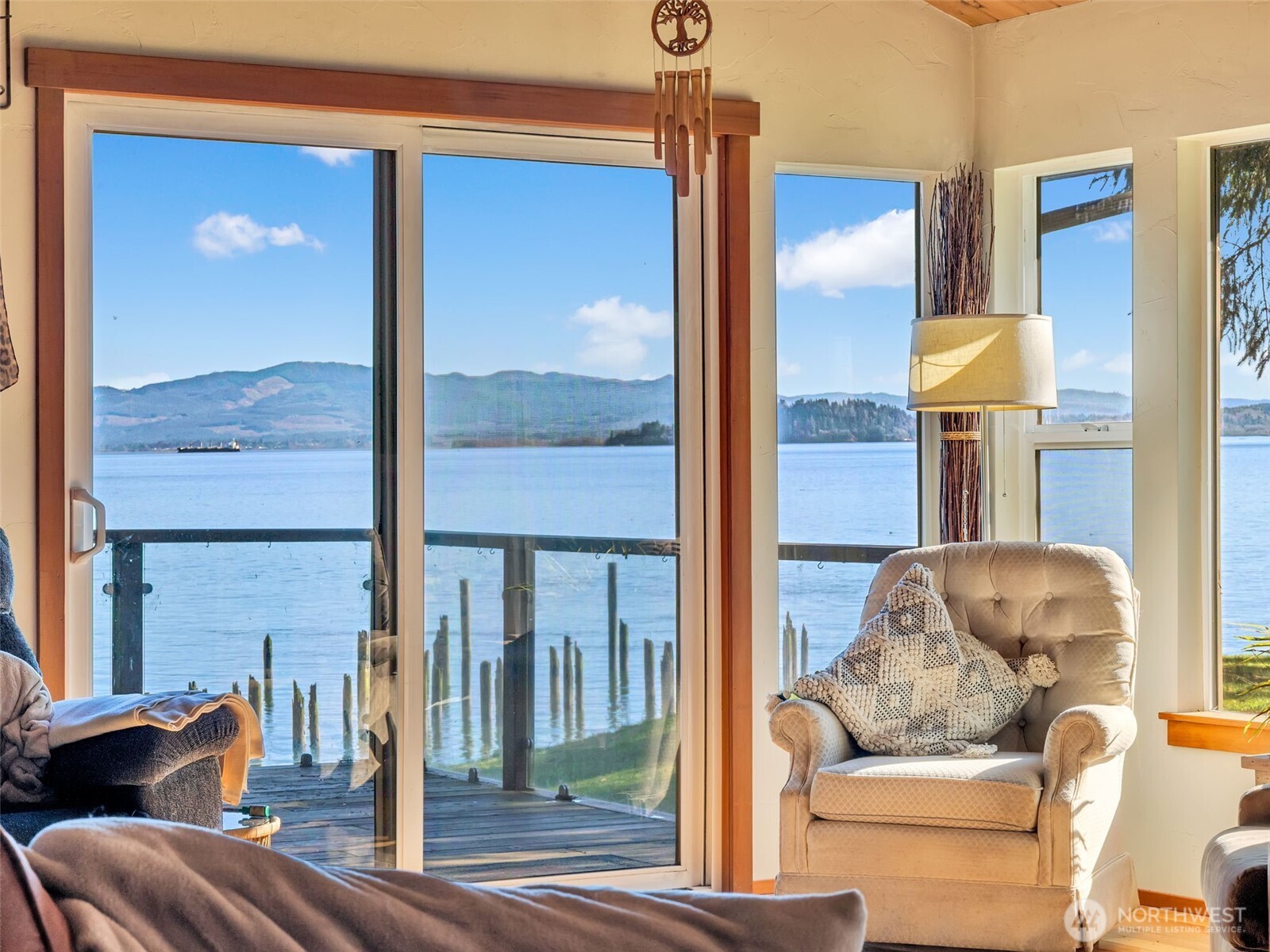 556 State Route 401 , Naselle, WA 98638