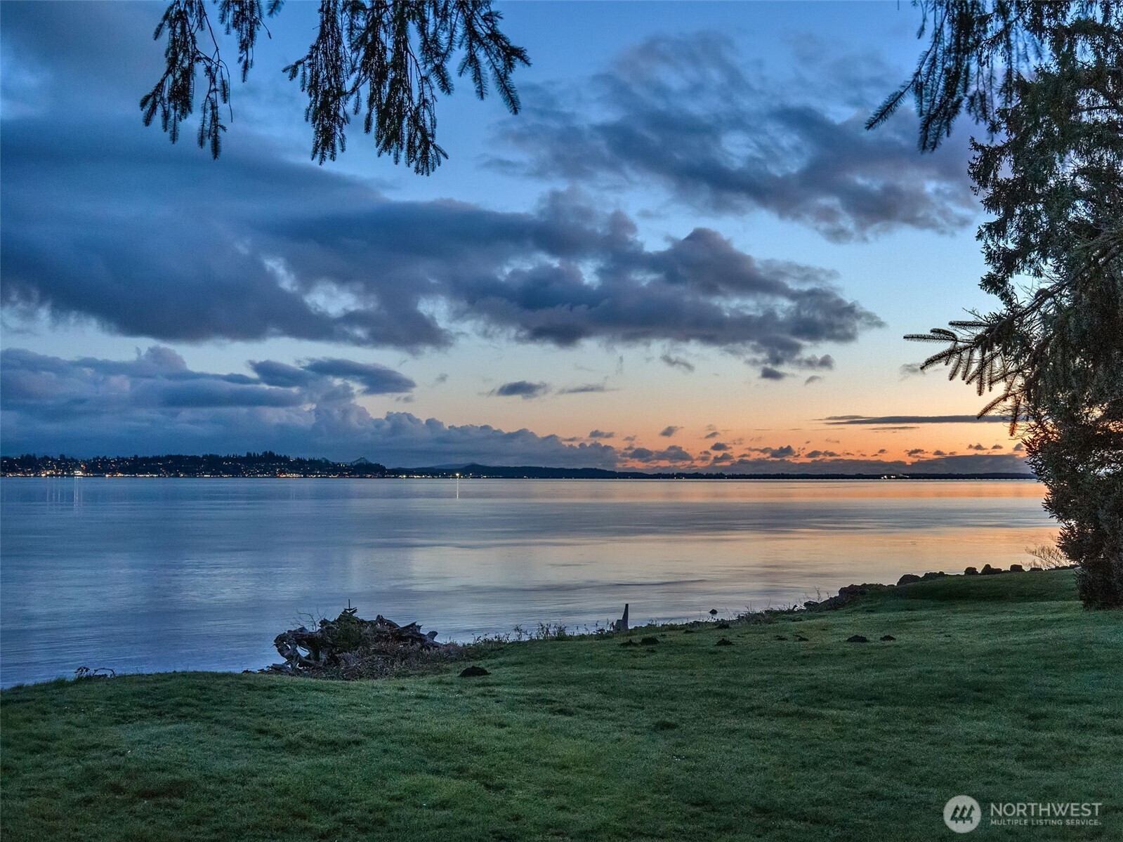 556 State Route 401 , Naselle, WA 98638