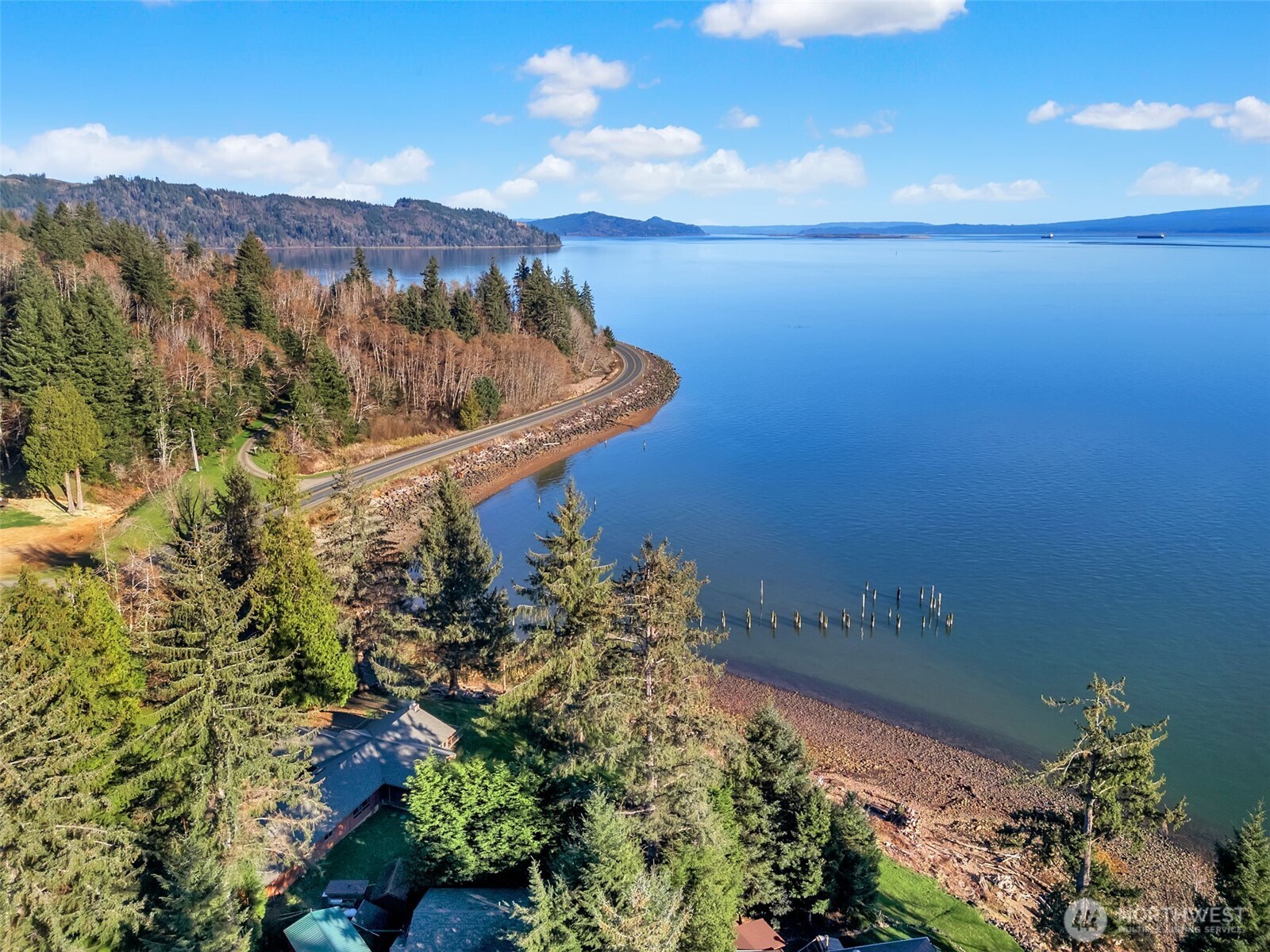 556 State Route 401 , Naselle, WA 98638