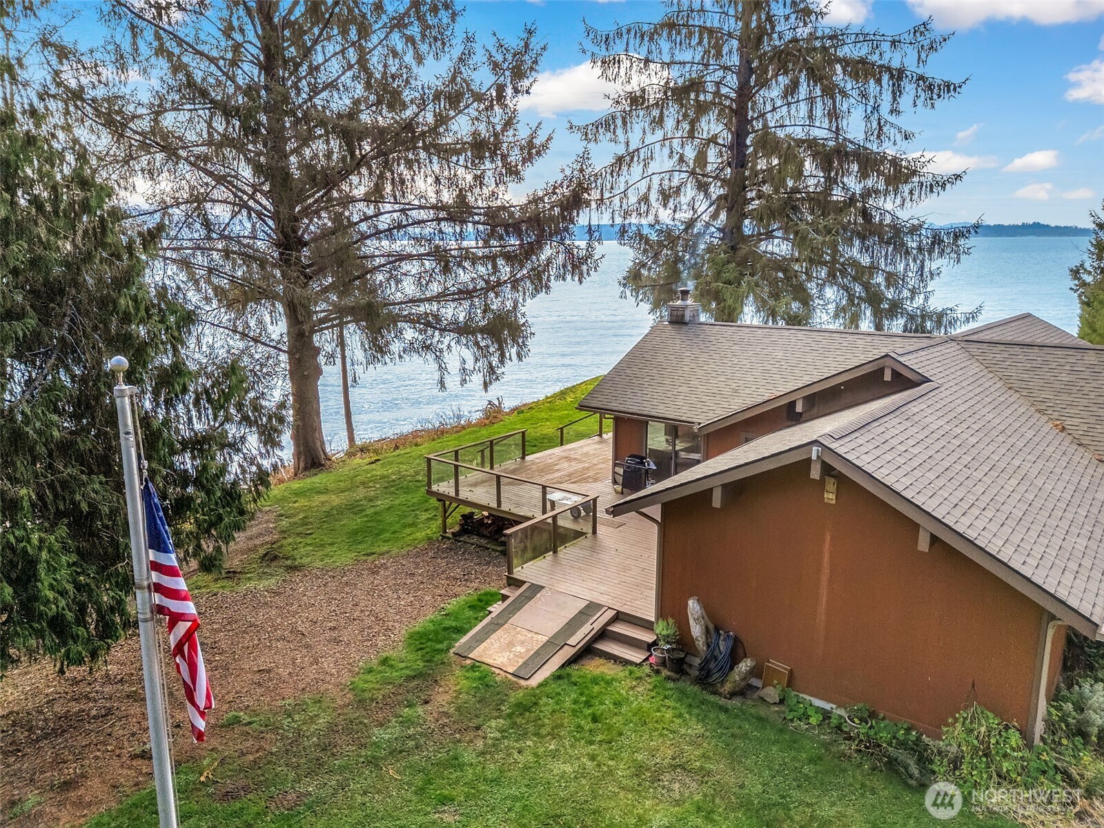 556 State Route 401 , Naselle, WA 98638