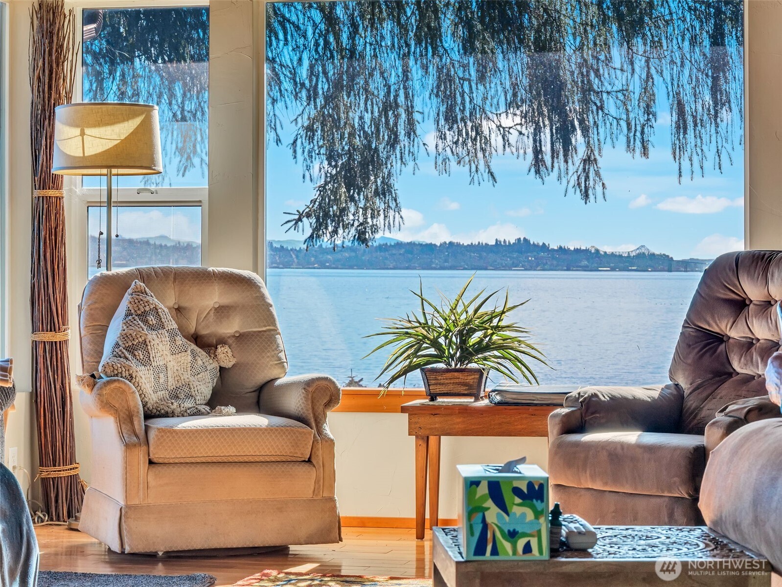 556 State Route 401 , Naselle, WA 98638