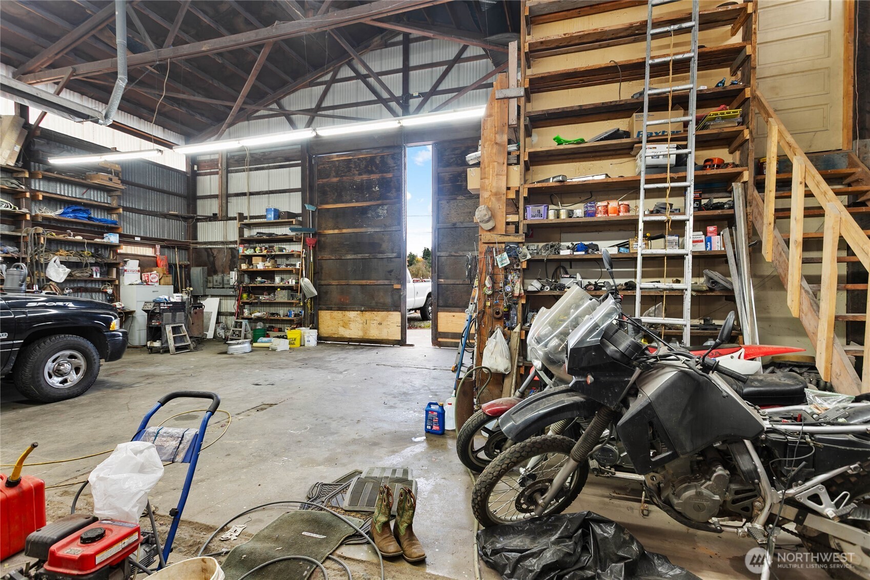 2401 Old Hwy 99 S Road , Mount Vernon, WA 98273