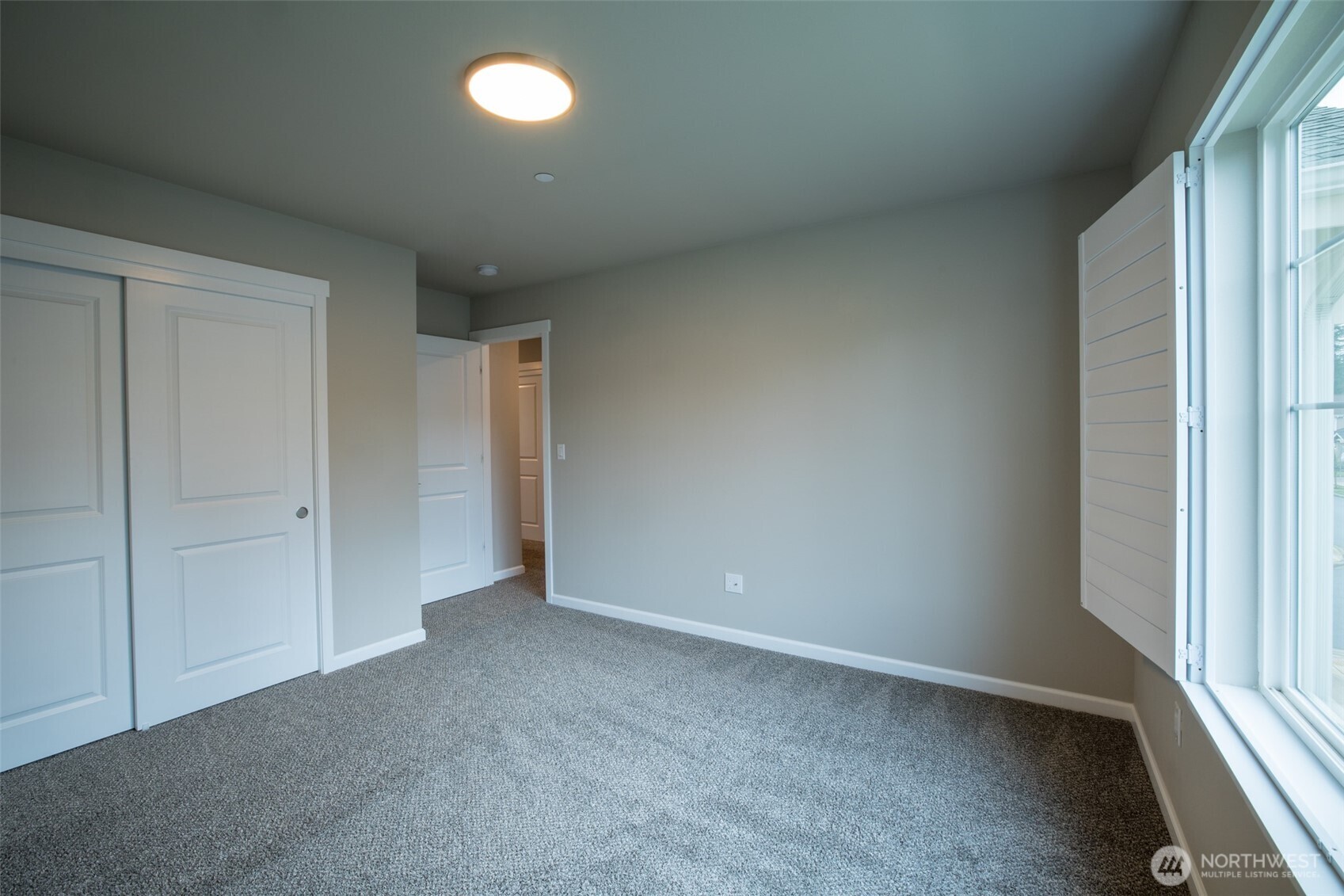 3646 22nd Avenue NE, Olympia, WA 98506