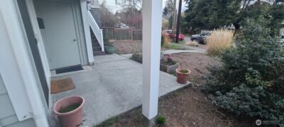 8011 12th Avenue NE #LL, Seattle, WA 98115 - Photo 2