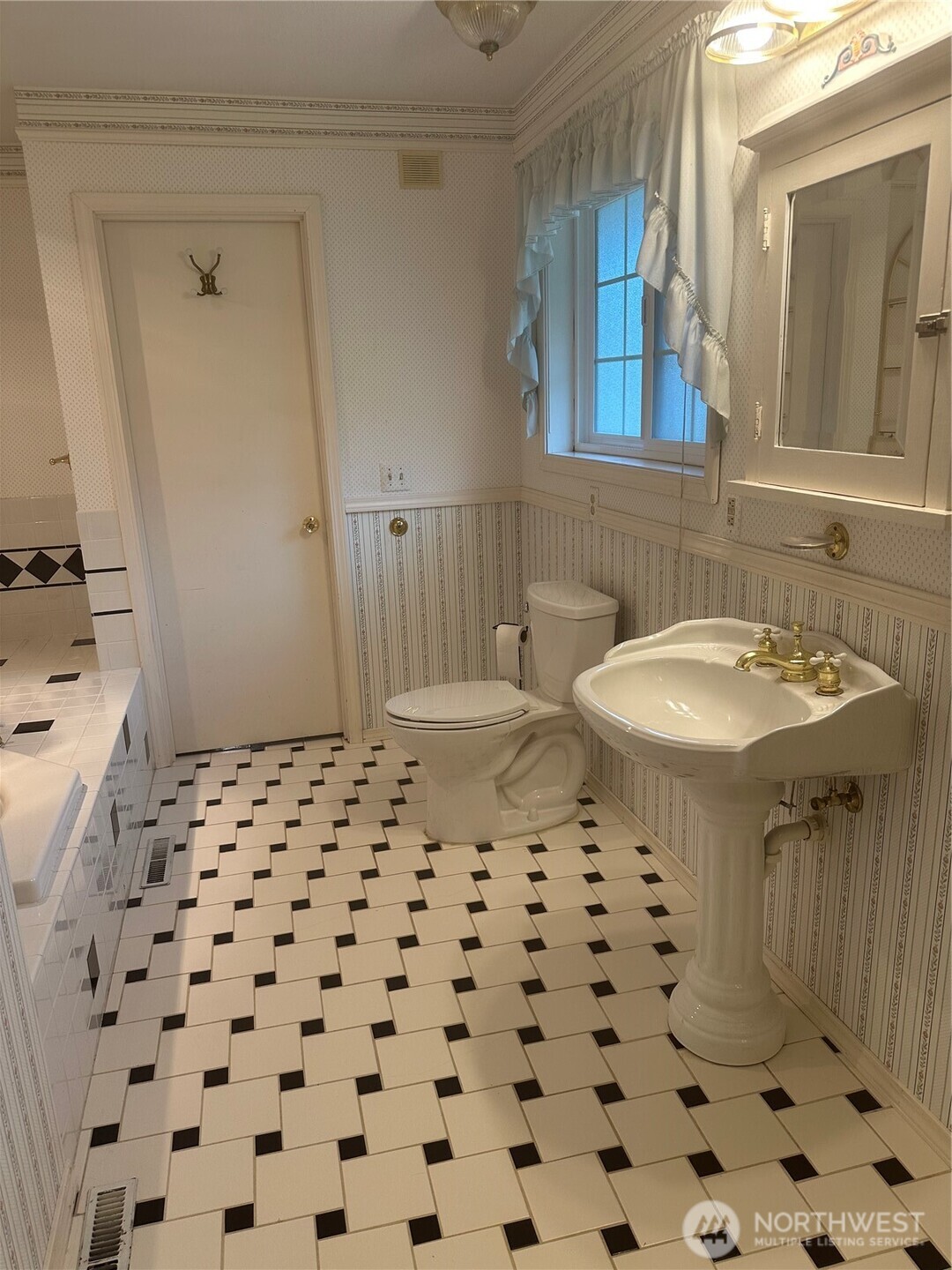 1487 Centralia Alpha Road , Chehalis, WA 98532