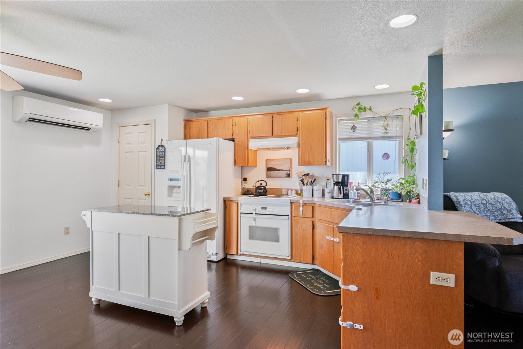 121 Adams Drive , Kelso, WA 98626