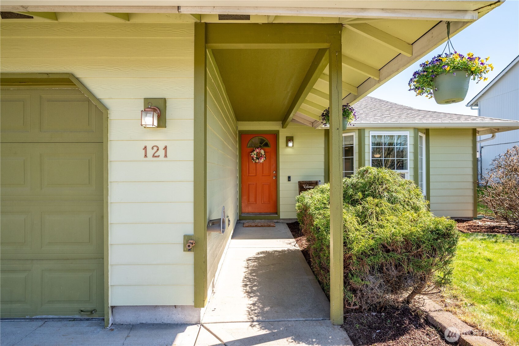 121 Adams Drive , Kelso, WA 98626