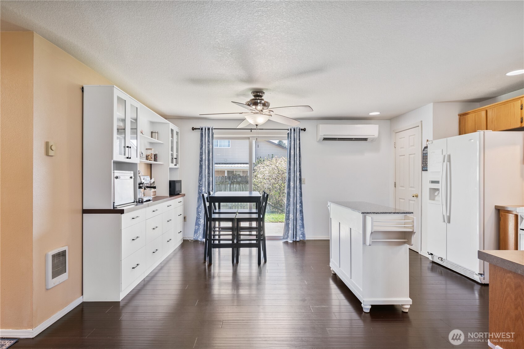 121 Adams Drive , Kelso, WA 98626