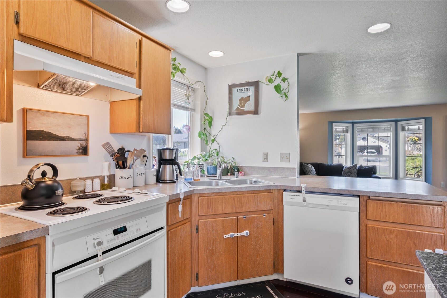 121 Adams Drive , Kelso, WA 98626