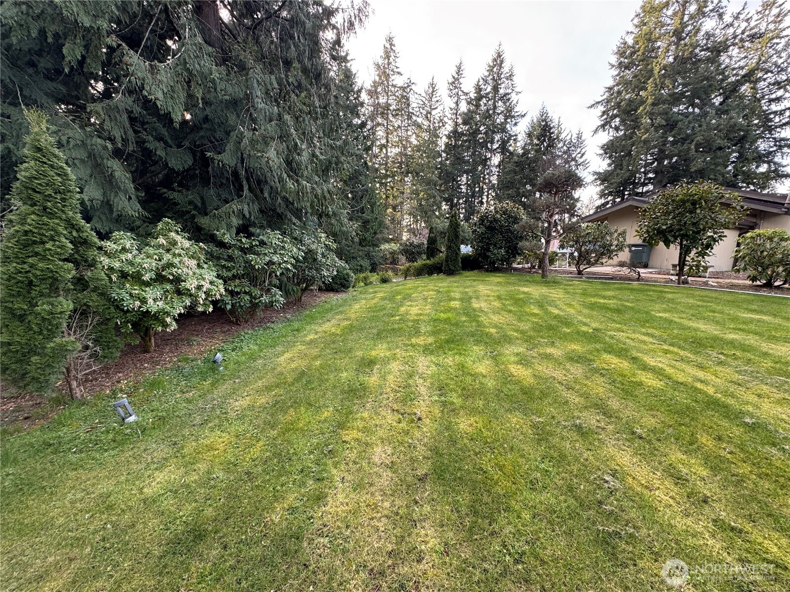 2620 Maltby Road , Bothell, WA 98012