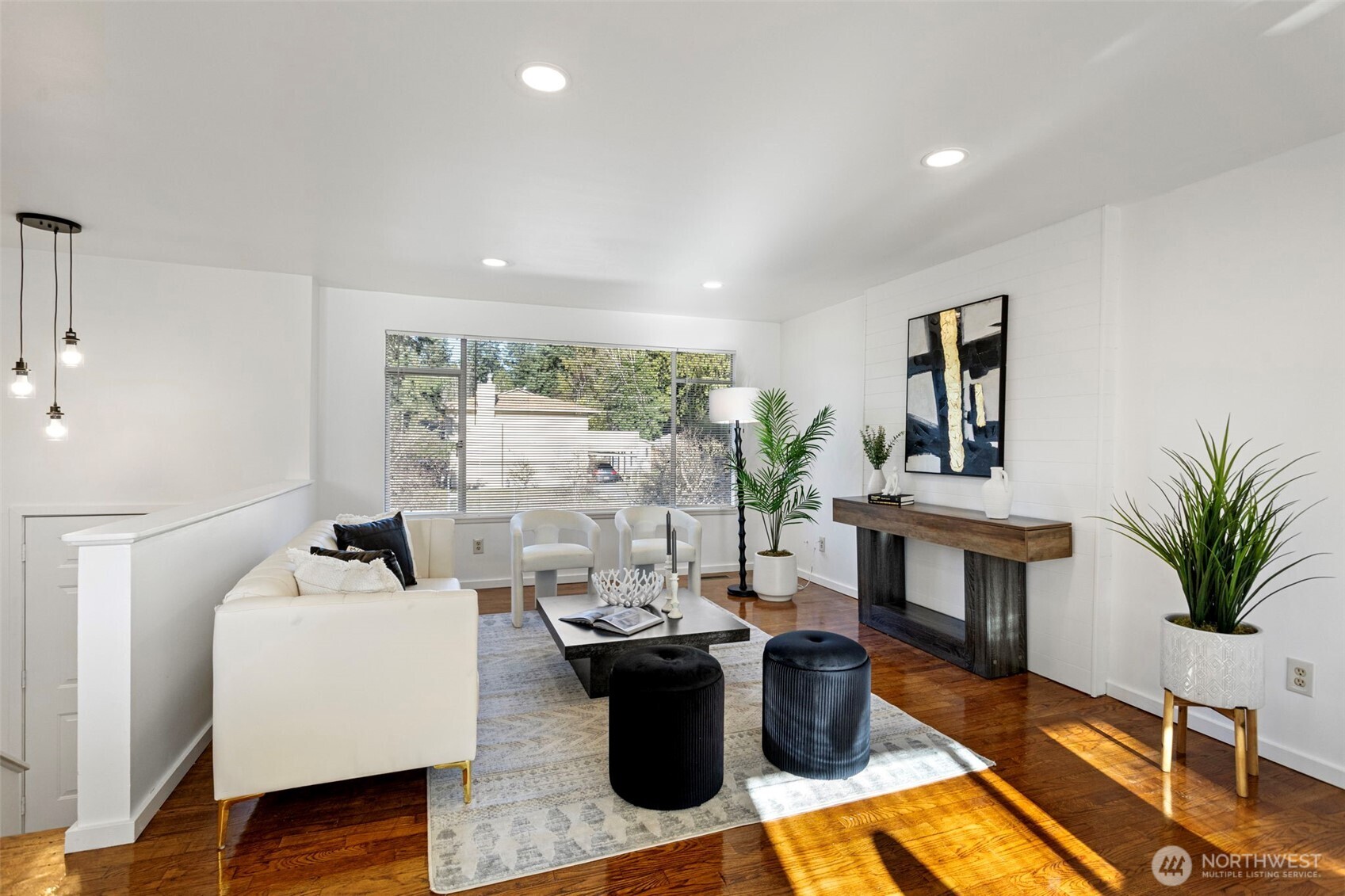 6304 165th Place SW, Lynnwood, WA 98037