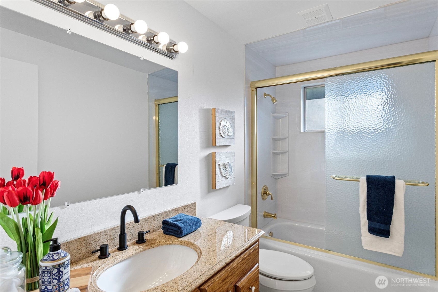 6304 165th Place SW, Lynnwood, WA 98037