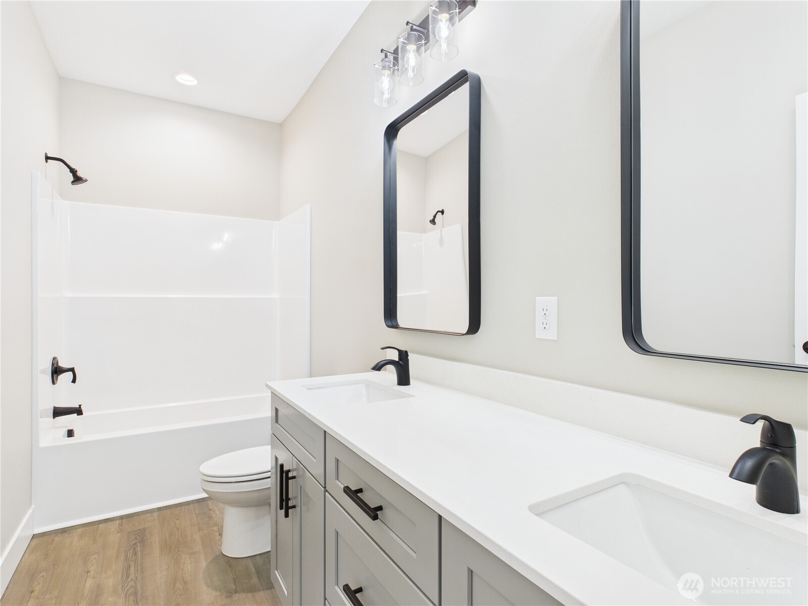 2470 Noah Street SE, East Wenatchee, WA 98802