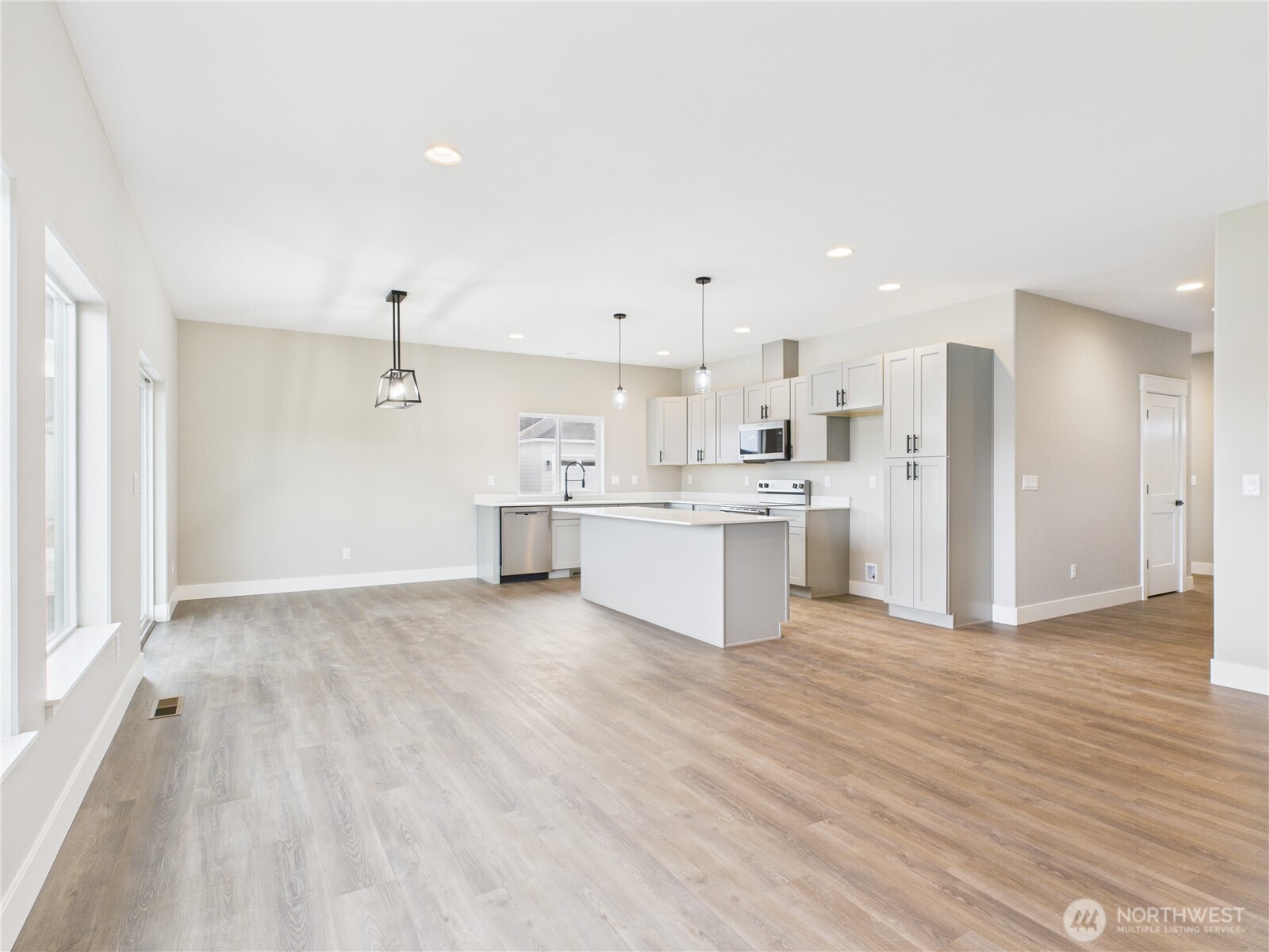 2470 Noah Street SE, East Wenatchee, WA 98802