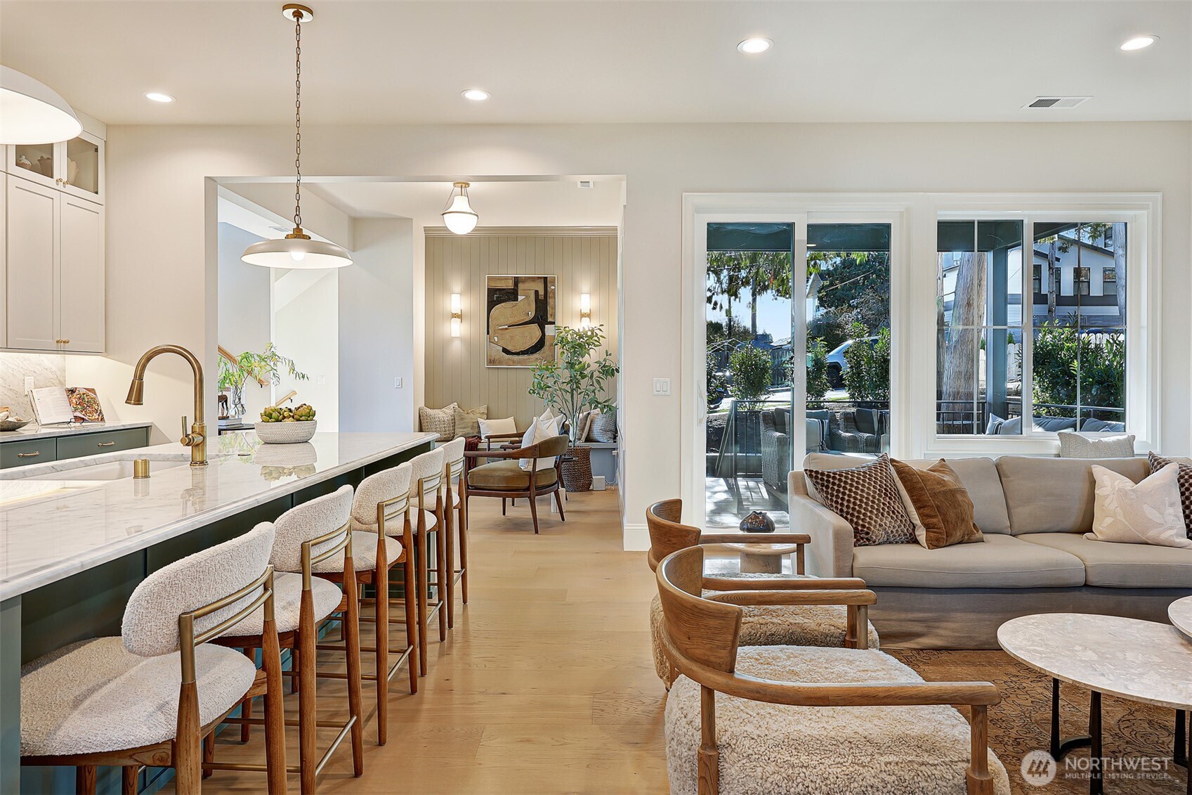 7003 37th Avenue NE, Seattle, WA 98115