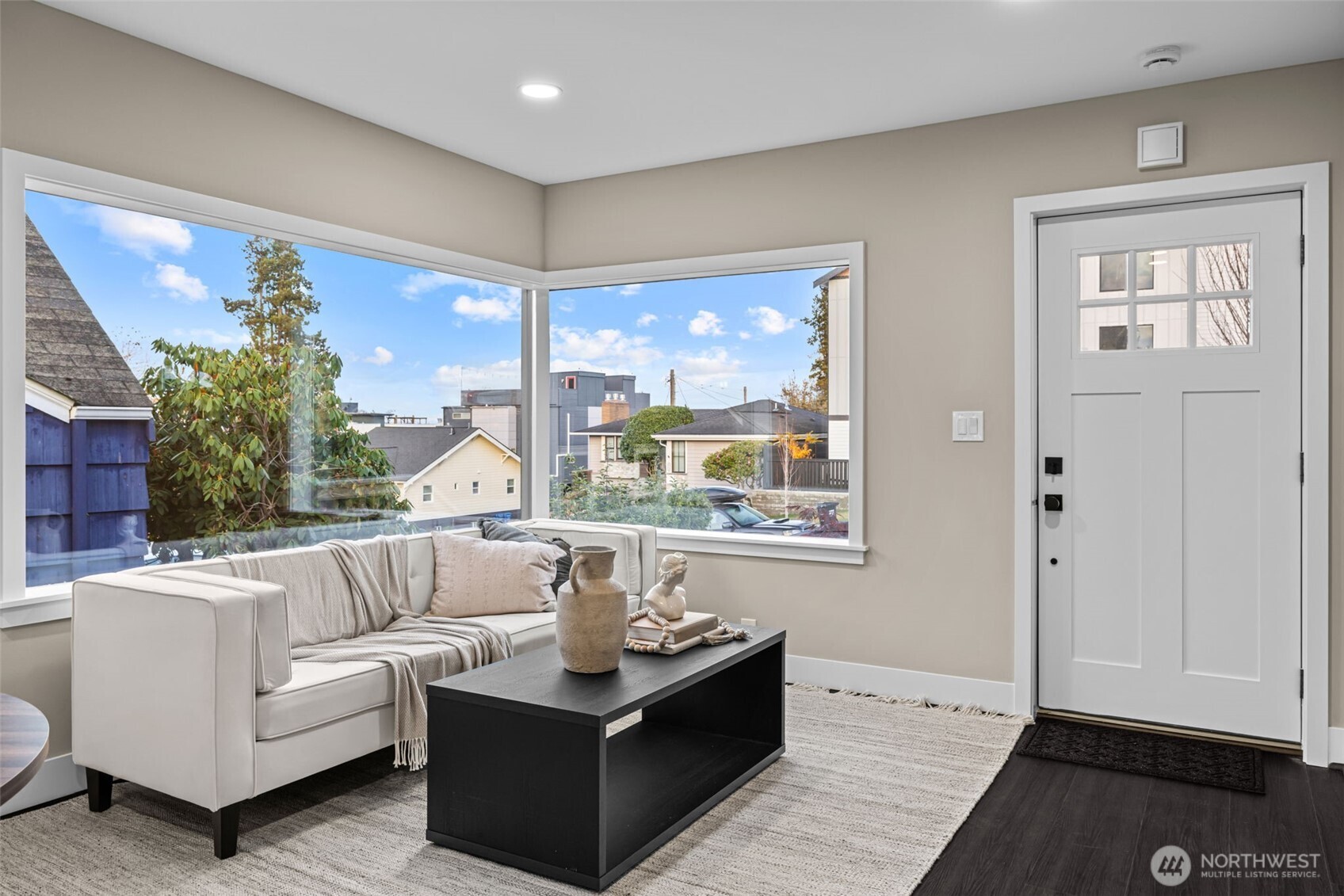 4725 37th Avenue SW, Seattle, WA 98126