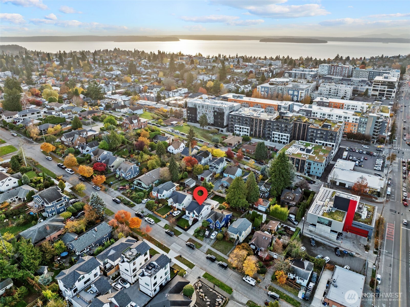 4725 37th Avenue SW, Seattle, WA 98126