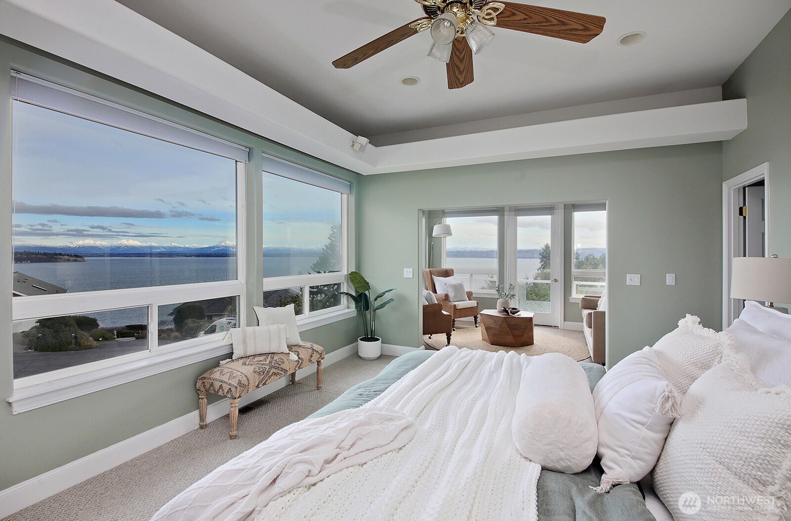 4694 Wrightsman Place , Clinton, WA 98236