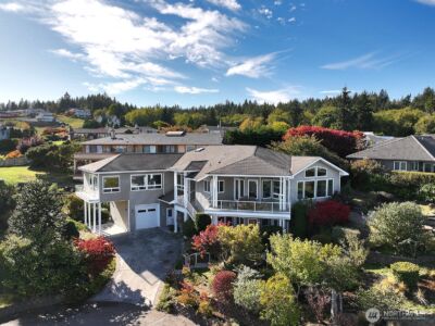 4694 Wrightsman Place , Clinton, WA 98236