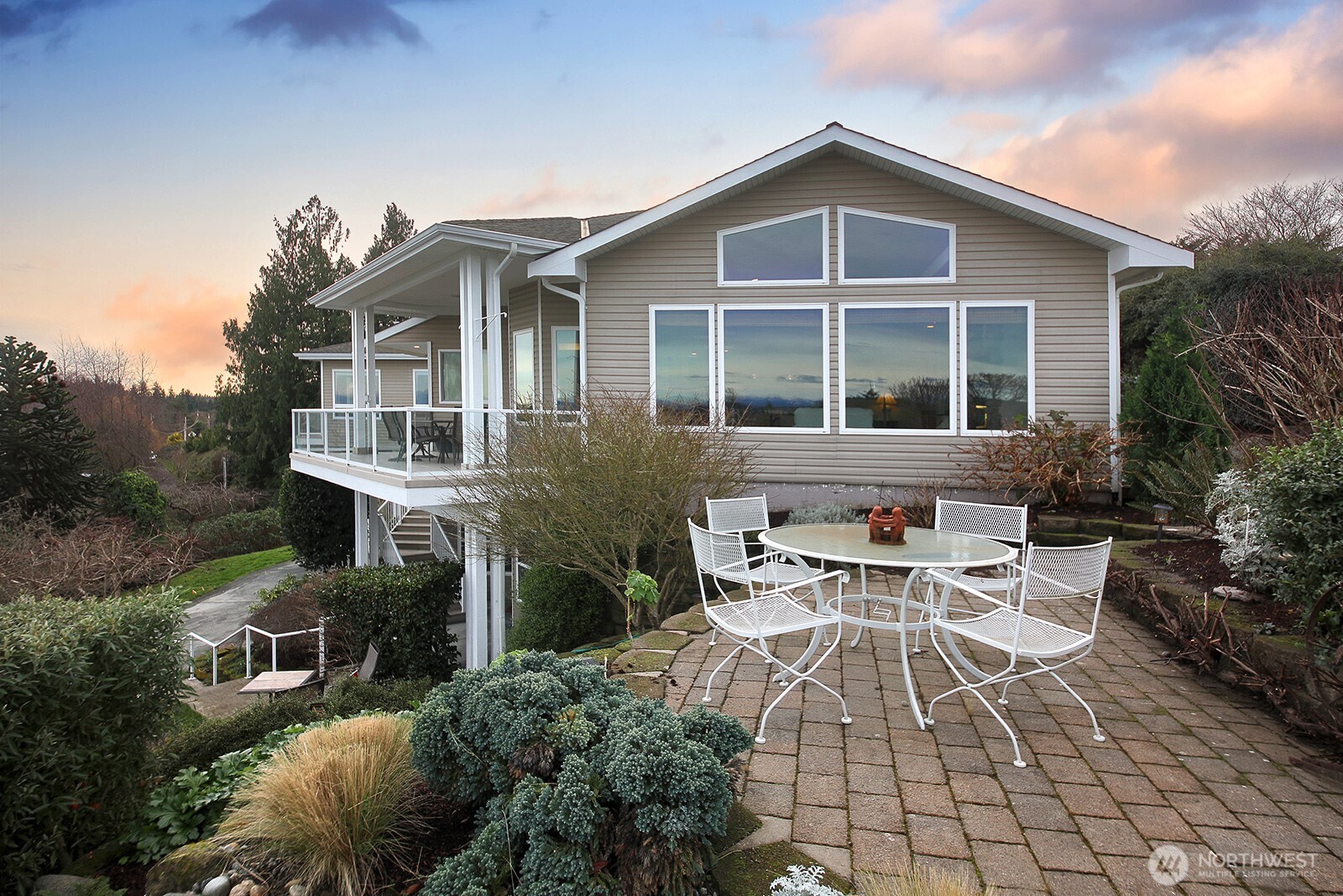 4694 Wrightsman Place , Clinton, WA 98236