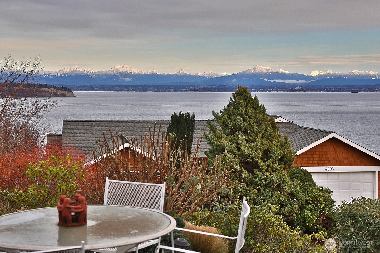 4694 Wrightsman Place , Clinton, WA 98236