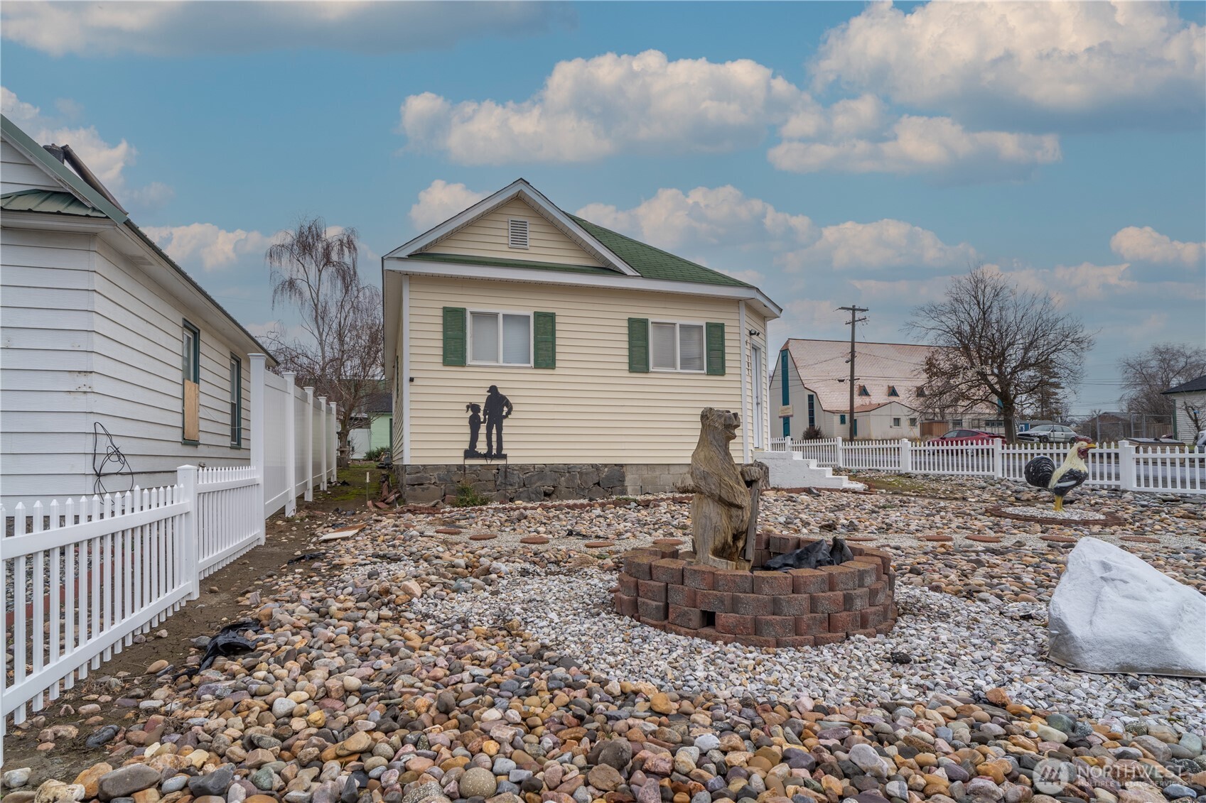 102 W 3rd Street , Lind, WA 99341