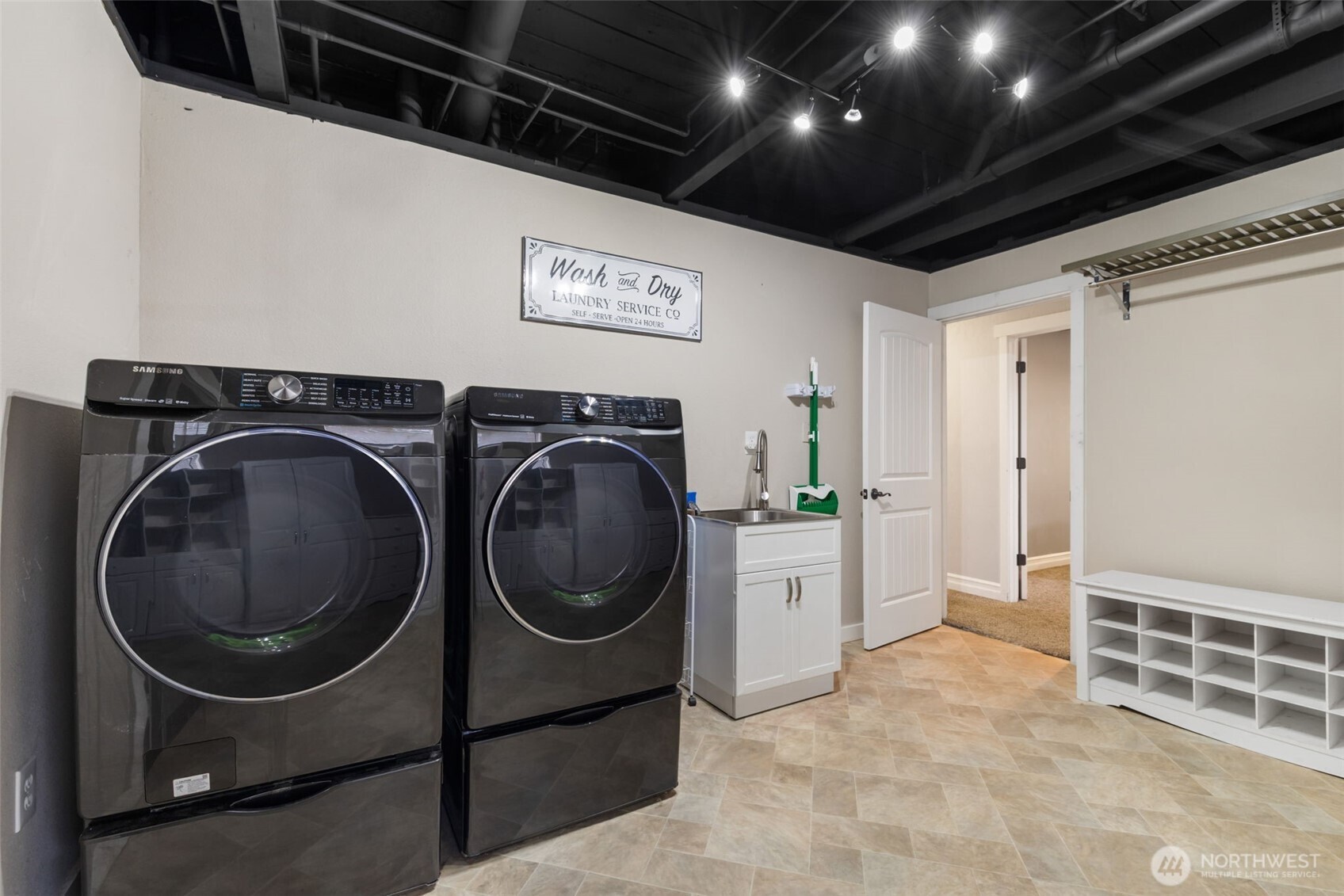 11782 Schold Road NW, Silverdale, WA 98383-9503